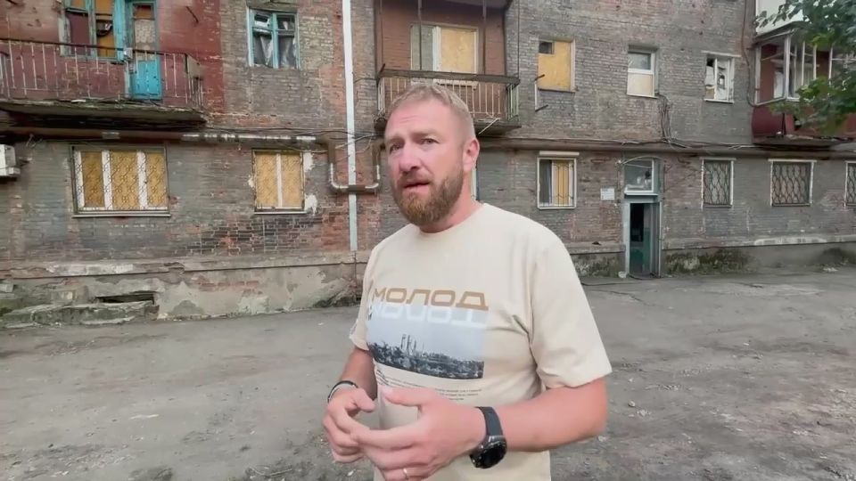  :      