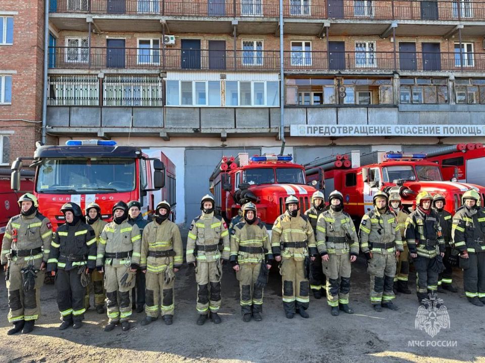 #ЧтоВчераПроизошло?.    . За сутки 6 октября 2025 года  пожарно-спасательные подразделения  Главного управления МЧС России по Ростовской области ликвидировали: техногенных пожаров, спасён человек; дорожно-транспортных...