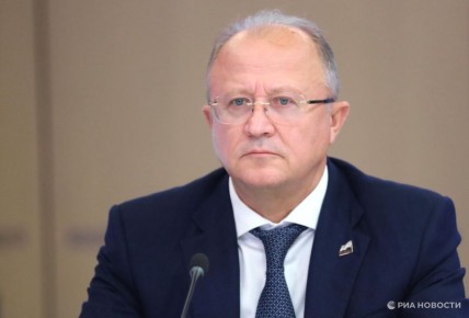 Стала известная зарплата основного владельца шахты "Листвяжная"