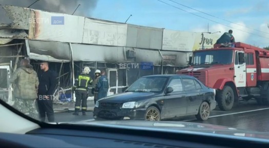 фото с места пожара в ст. Кагальницкой прислали наши корреспонденты