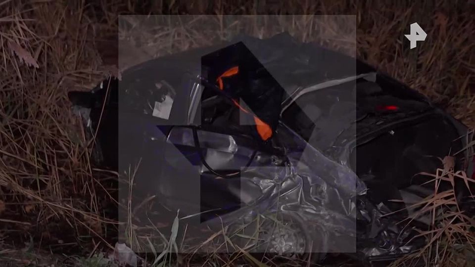 Два человека погибли в результате ДТП с тремя машинами в Ростовской области