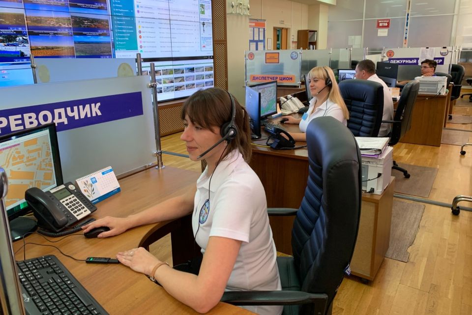 За период праздничных выходных операторы-112 приняли более 34 тысяч вызовов