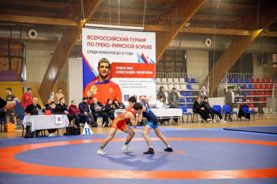 В городе стартовали Всероссийские соревнования по греко-римской борьбе среди юниоров до 21 года «Кубок Александра Чехиркина»