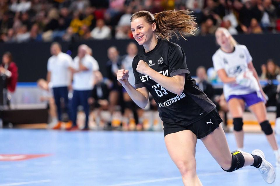 РАЗЫГРЫВАЕМ 4 БИЛЕТА на суперматч!