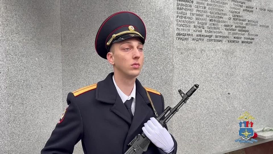 ,         ,     ,       -       ...