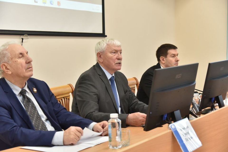      ,            ,        ...