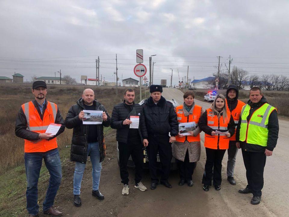 «Внимание, переезд!» Госавтоинспекция и РЖД напомнили водителям о безопасности на ж/д путях