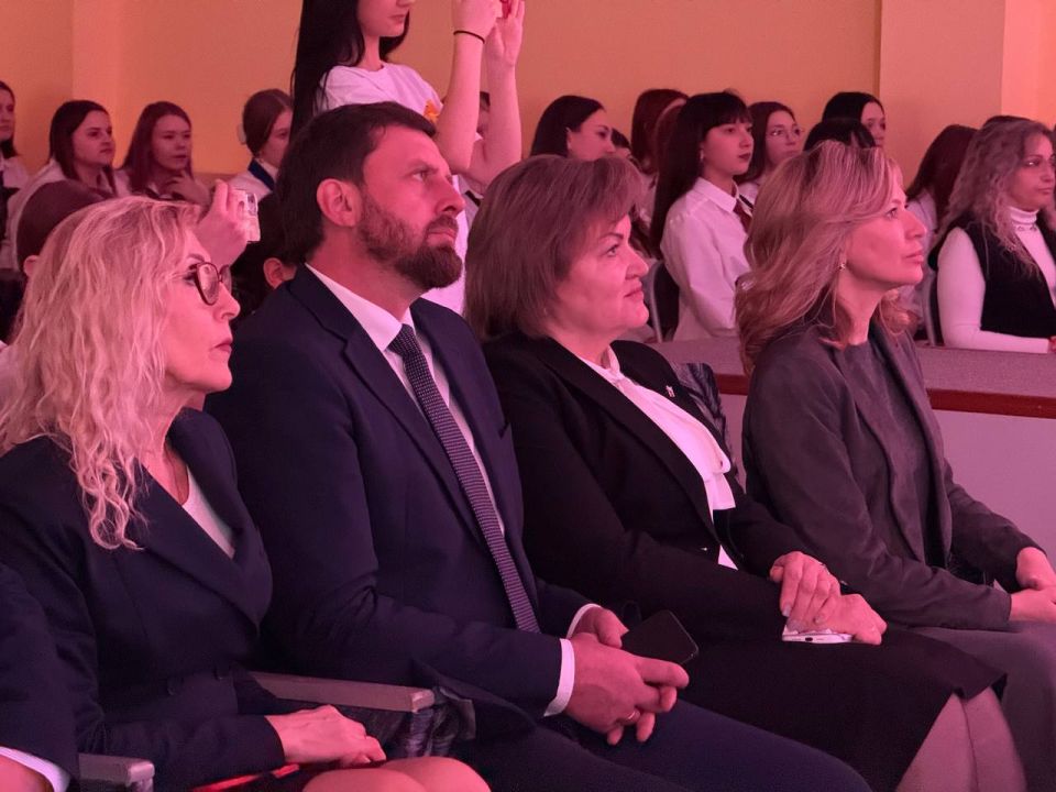 Тепло сердец «Дон-Текса» помогает нашим бойцам на передовой #МЫВМЕСТЕ