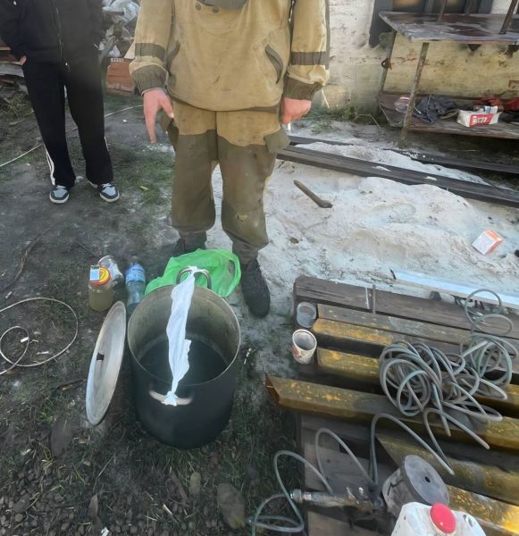 Шахтинские полицейские задержали подозреваемого в хранении наркотиков