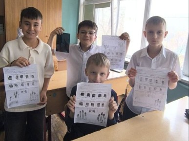 Сотрудники Отдела полиции № 8 познакомили ростовских школьников с тонкостями криминалистики