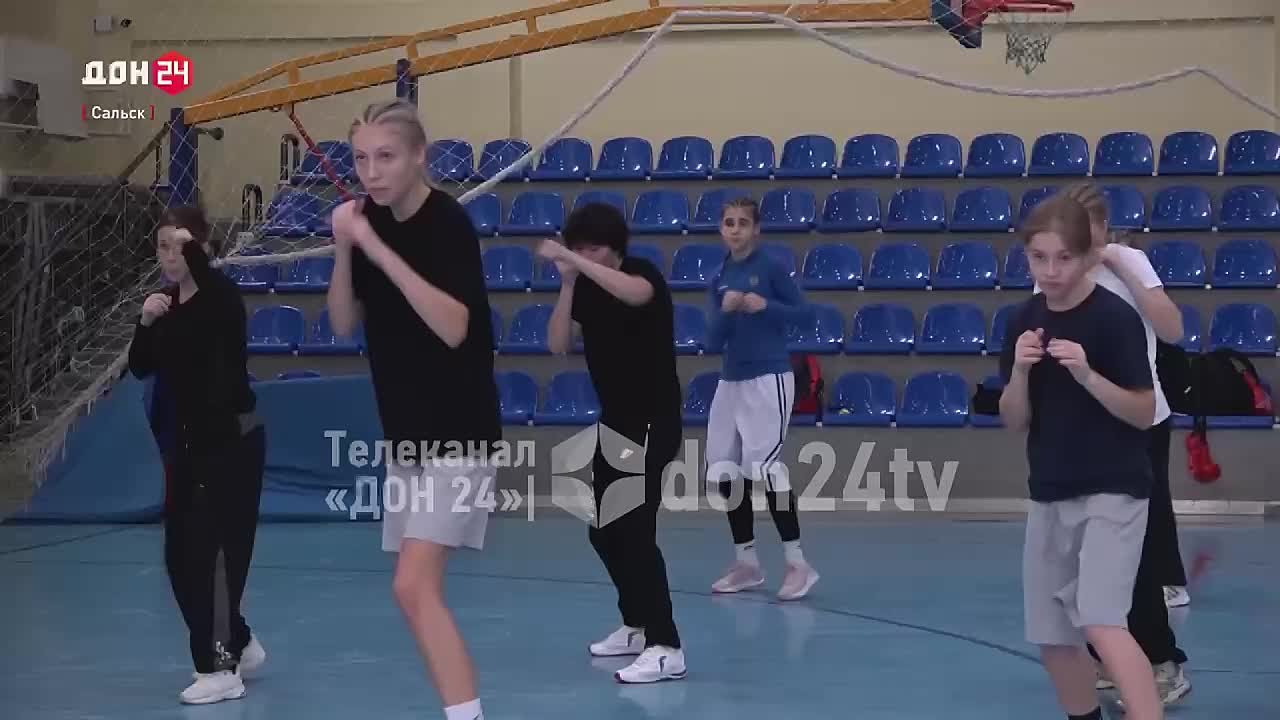 Тренировочные сборы по боксу для будущих чемпионок проходят в Сальске