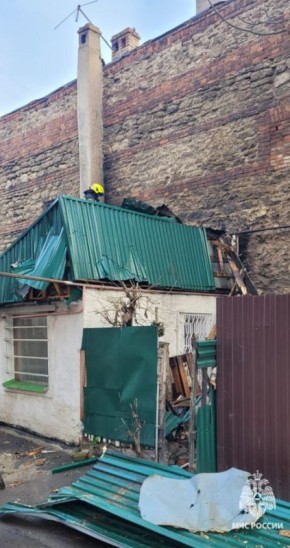 Топи по правилам. Пожар на Станиславского в центре Ростова едва не лишил хозяйку крова