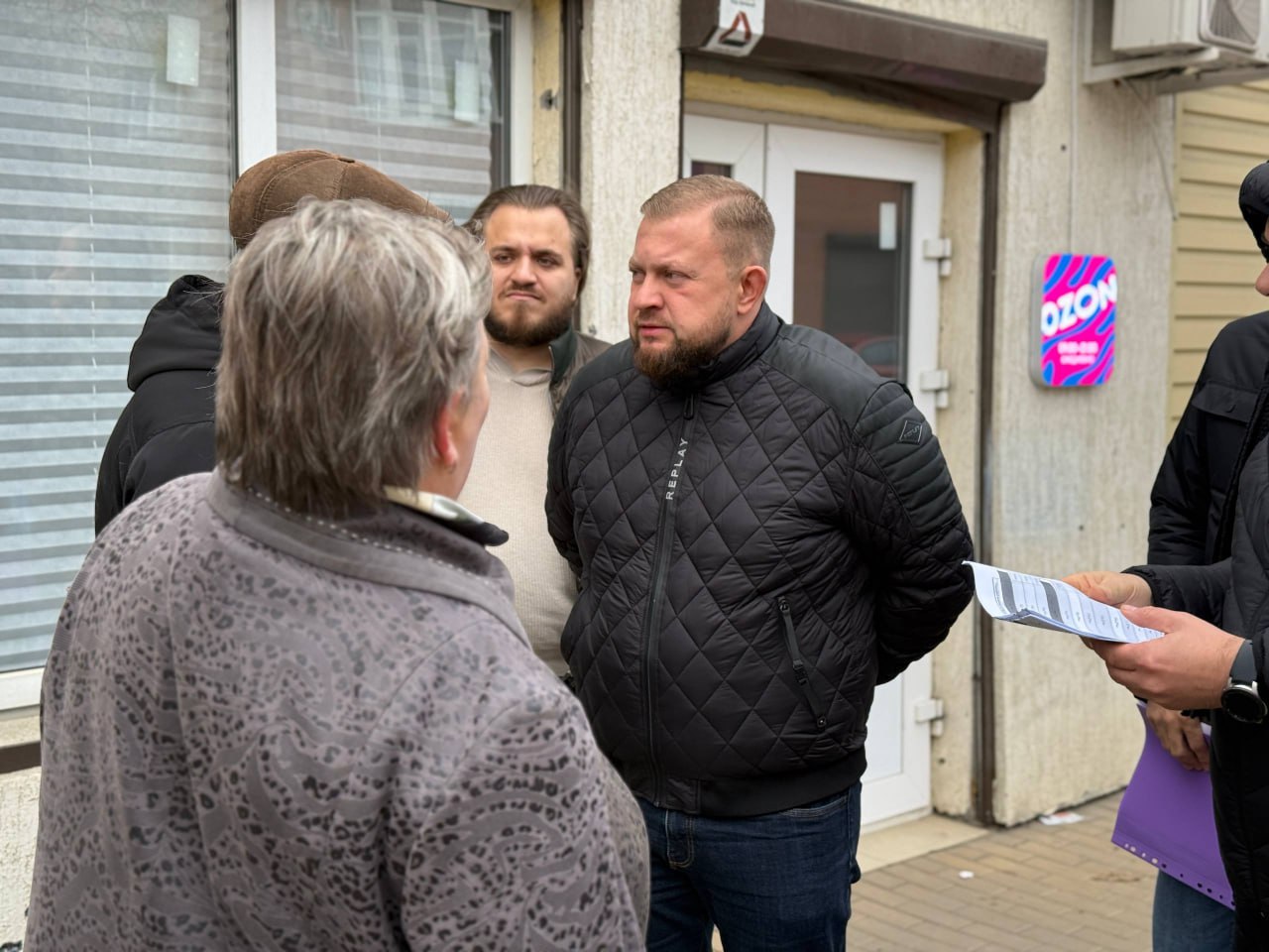 "Все вопросы к Украине": чиновники в регионах нашли удобный способ умыть руки