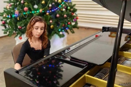Пианистка из Таганрога завоевала серебряного «Щелкунчика» на международном конкурсе, сообщает правительство региона