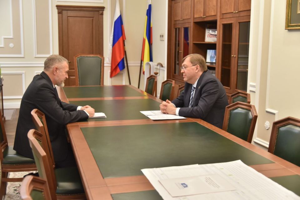 Являюсь наставником для проходящего обучение на программе «Герои Дона» участника СВО Сергея Сергеевича Чайковского