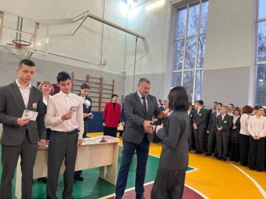 Вручение знаков ГТО в Лицее №10