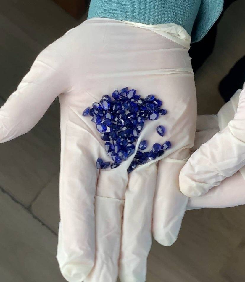 Жителя Ростова обвинили в контрабанде драгоценных камней