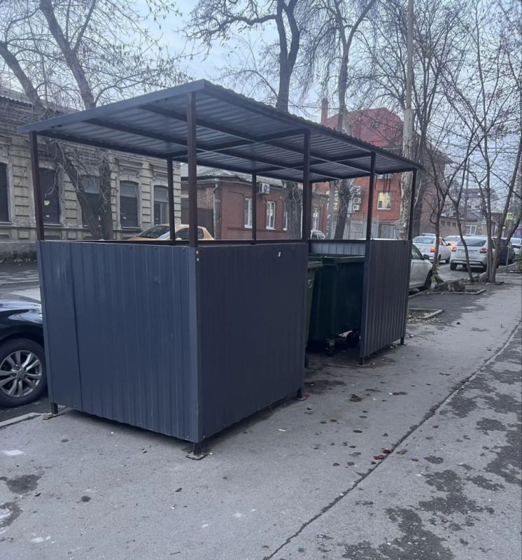 Вячеслав Лобырев решил вопрос переноса контейнерной площадки на 14-й линии