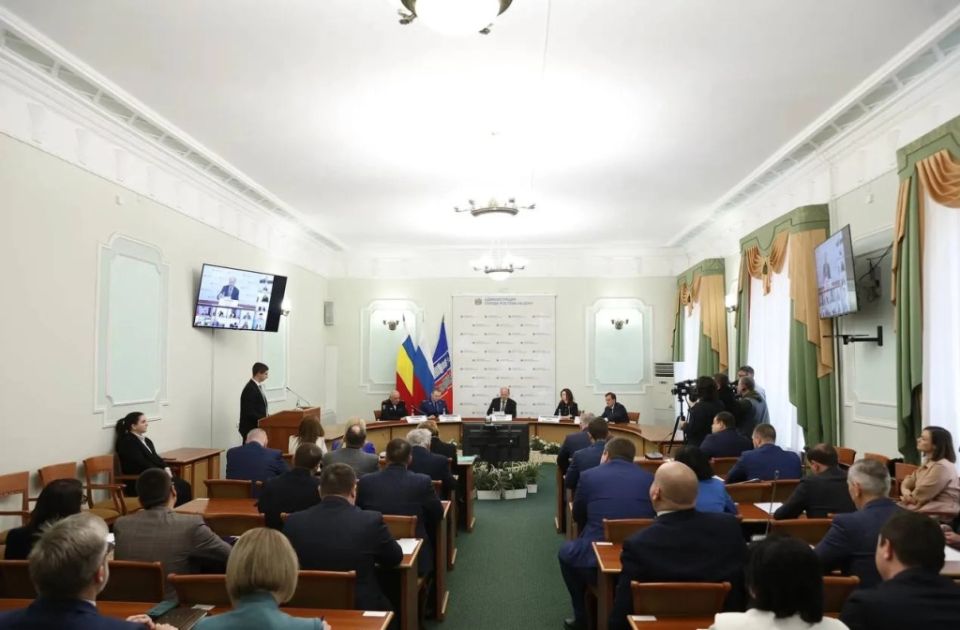 В Администрации города обсудили, кому и чему уделят особое внимание в преддверии Нового года