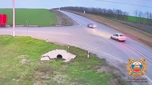 Тройное ДТП с автобусом в Неклиновском районе