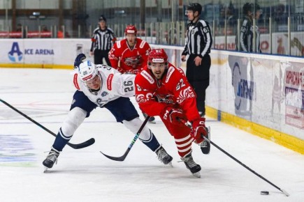 Юрий Слюсарь: Разделяю радость всех поклонников хоккея в нашем регионе