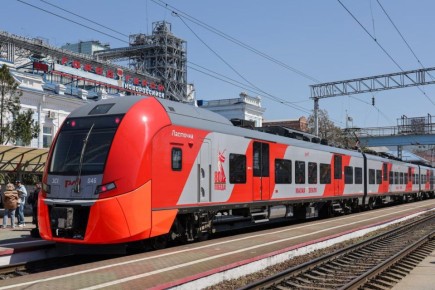 С 12 декабря "Ласточка" №820 "Ростов – Новороссийск" поменяет вокзал отправления и прибытия в южной столице, сообщили в пресс-службе СКЖД