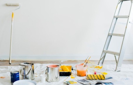 В ноябре на Дону самыми дефицитными специалистами стали маляры