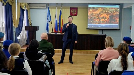 Готовы к добру и обороне...