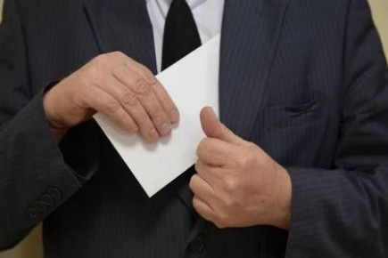 Средняя сумма взяток в Ростовской области составила более 700 тысяч рублей