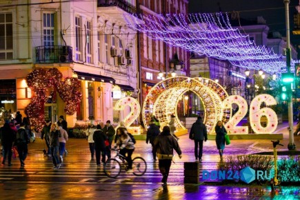 Фоторепортаж: как Ростов-на-Дону встречает Новый год без снега, но с атмосферой праздника