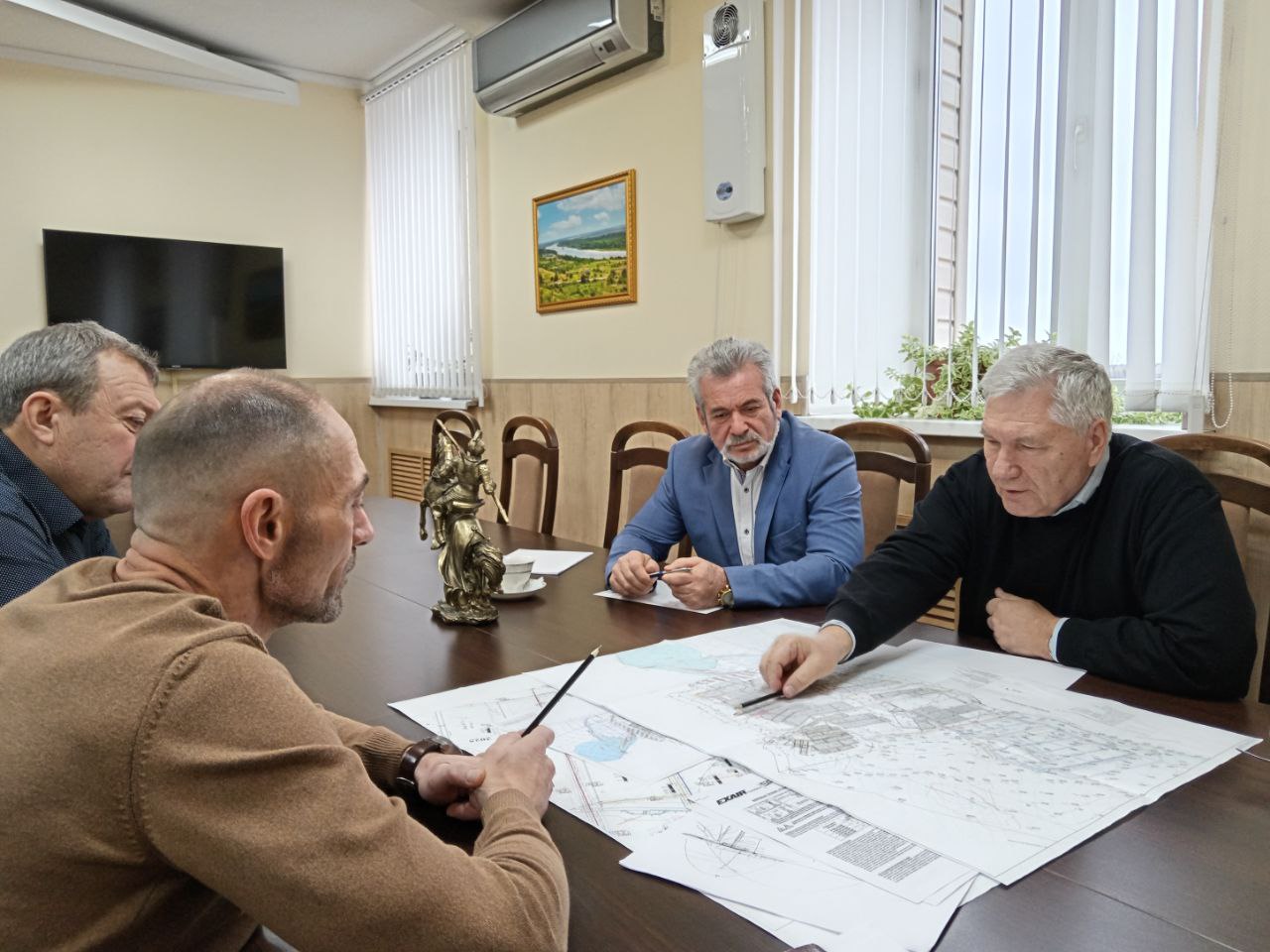 Сергей Михалев провел рабочую встречу с коллективом шахты «Садкинская»