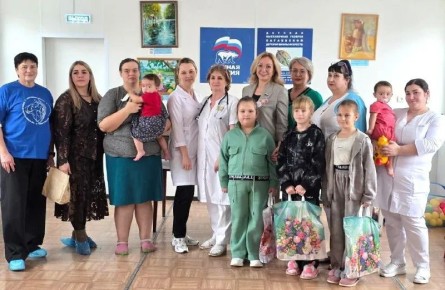 В Багаевском районе прошла благотворительная акция «Коробка храбрости»