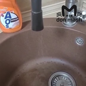 Бесхозные трубы мешают Водоканалу и администрации дать постоянную воду жителям многоэтажки в Ростове