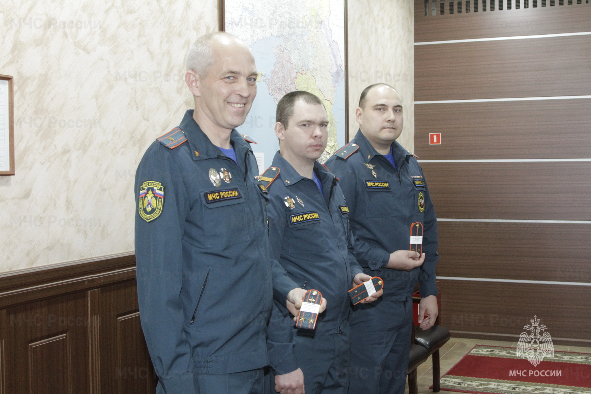 В Главном управлении вручены первые и очередные специальные звания личному составу