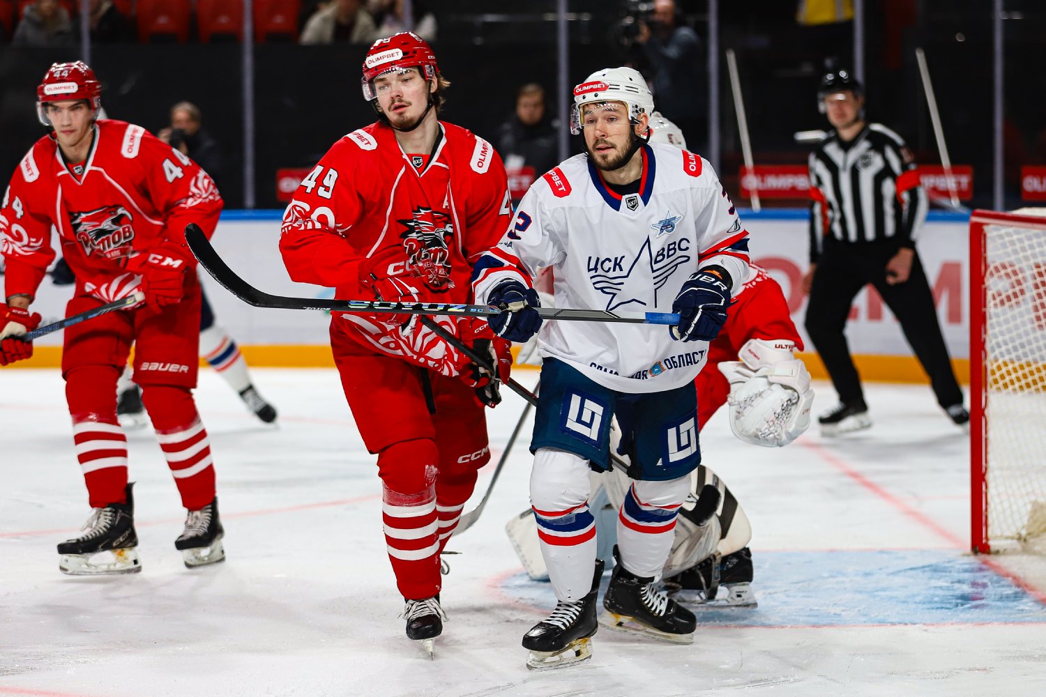 ХК «Ростов» проиграл ЦСК ВВС на своем поле