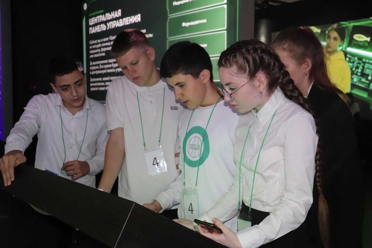 На Дону по нацпроекту «Молодежь и дети» проведено более двух тысяч профориентационных мероприятий для школьников