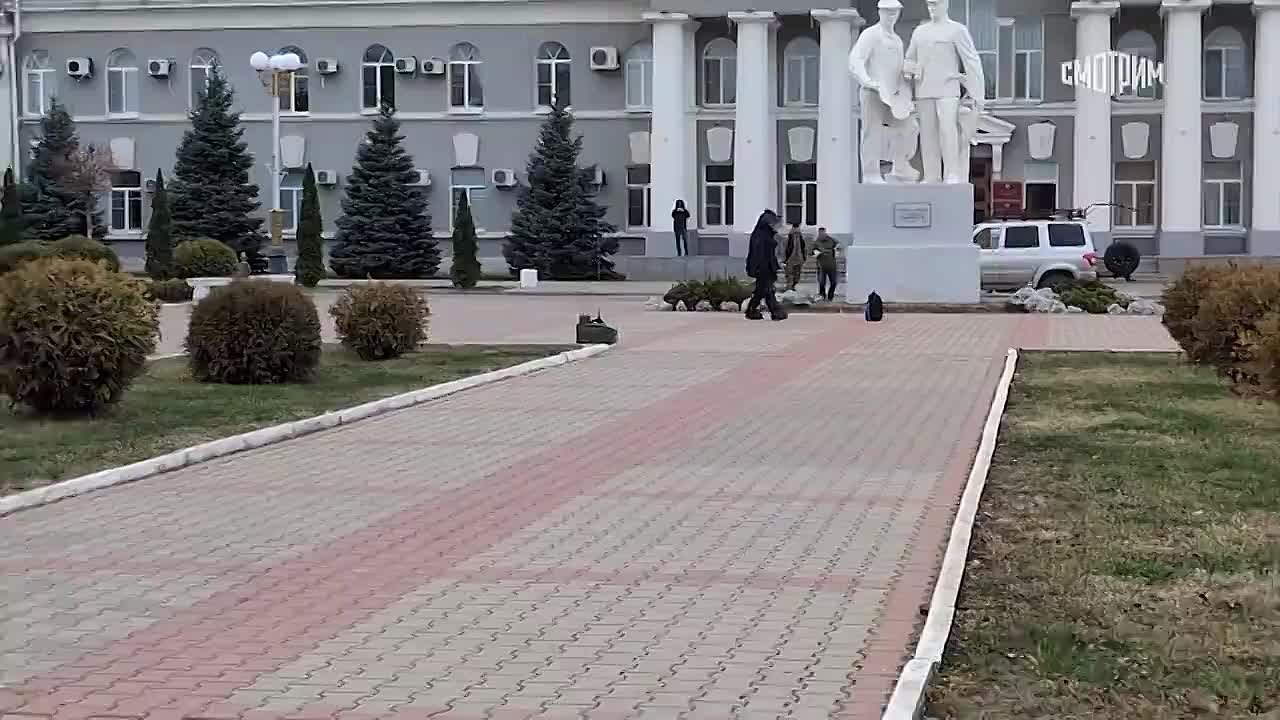 16-летняя студентка планировала передать рюкзак с самодельным взрывным устройством чиновнику в здании городской администрации Волгодонска