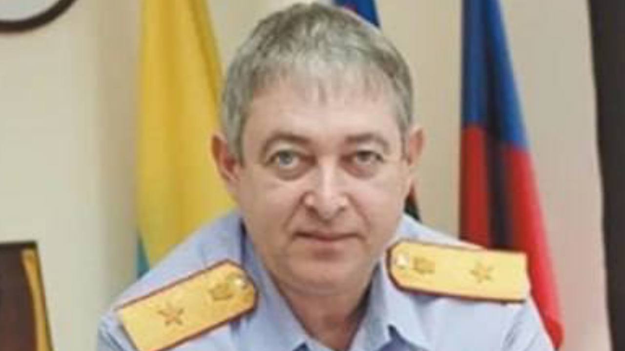 В Ростовской области к 8 годам колонии общего режима приговорен помощник Президента региональной адвокатской палаты, бывший руководитель СУ СК России по Республике Калмыкия Денис Минин