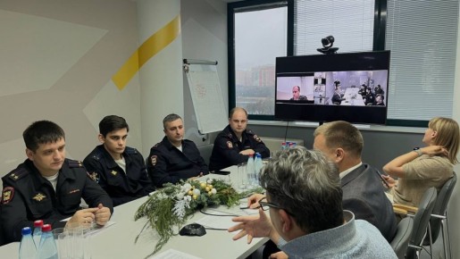 � ���������� ��������� ����� ��������� �������-��������� � ��������������� ������� ���������� ���