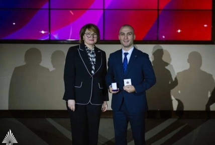 Виктория Чернышова приняла участие в церемонии награждения сотрудников Южного федерального университета