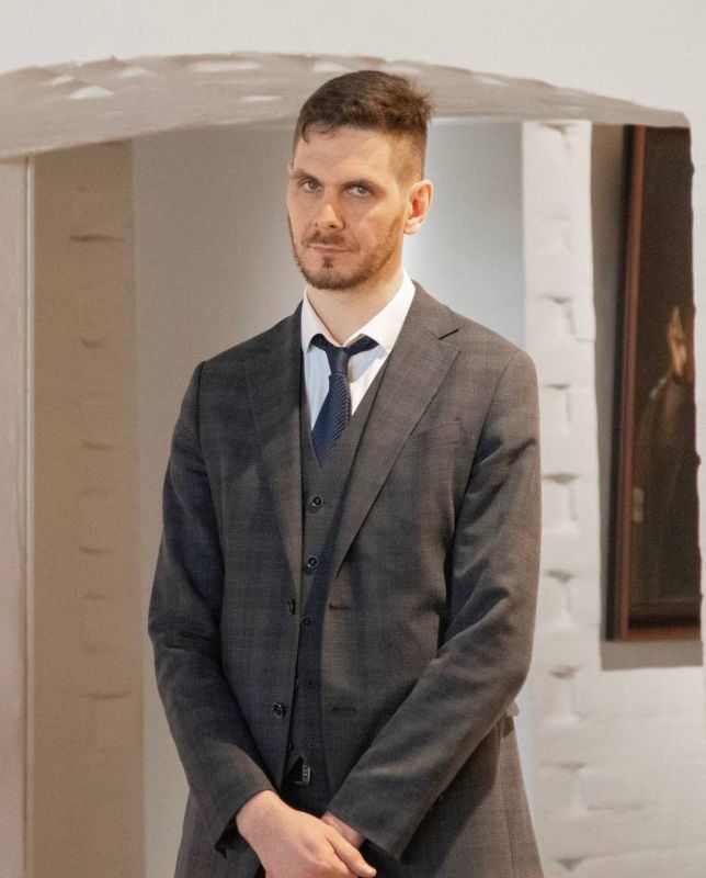 � �������� ����� ������ � �����-����������� ����������� ������� ����������� ����� �������������