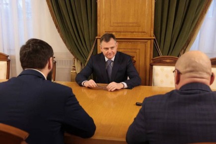 Юрий Слюсарь: Встретился со своими подопечными-участниками программы «Время героев» — Святославом Харитоновым и Николаем Прутиковым