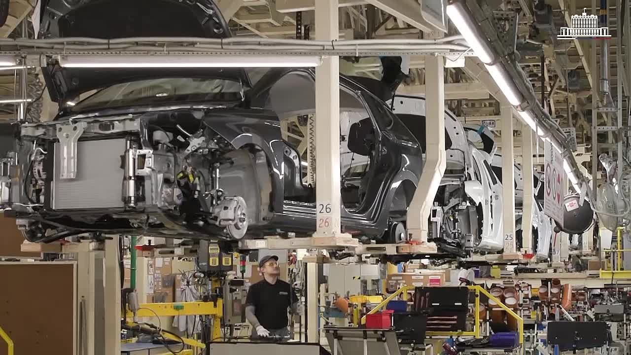 Мечты сбываются: вице-премьеры и министры исполняют новогодние желания детей в рамках акции «Елка желаний»