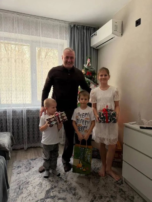 Представители Администрации Ростова исполнили желания детей в рамках акции «Ёлка желаний»