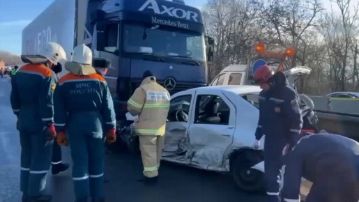Четыре человека погибли в массовом ДТП под Ростовом