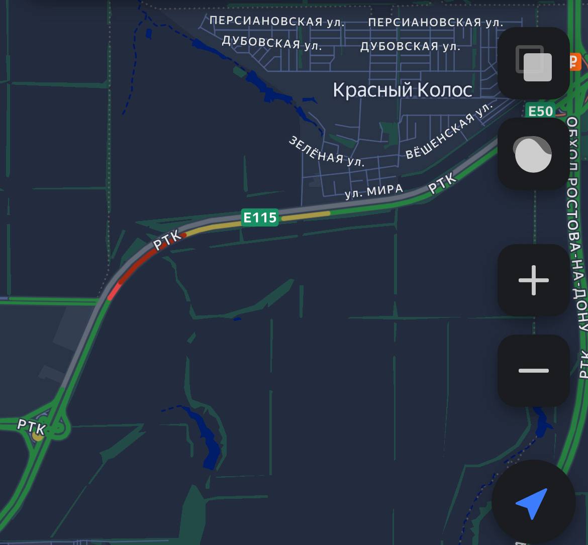 В районе поселка Красный Колос случилась авария с участием фуры