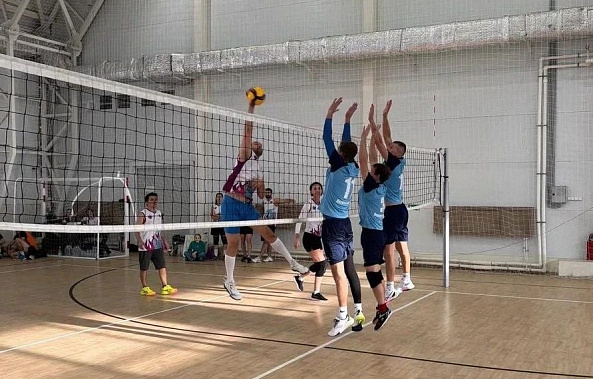 В канун Нового года в Ростове провели новый волейбольный турнир