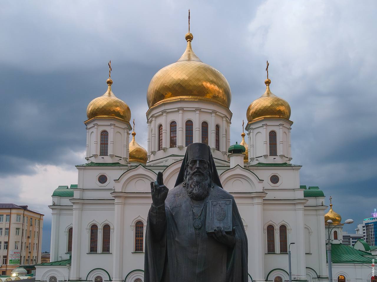 Рождественские службы начнутся сегодня в 23:30