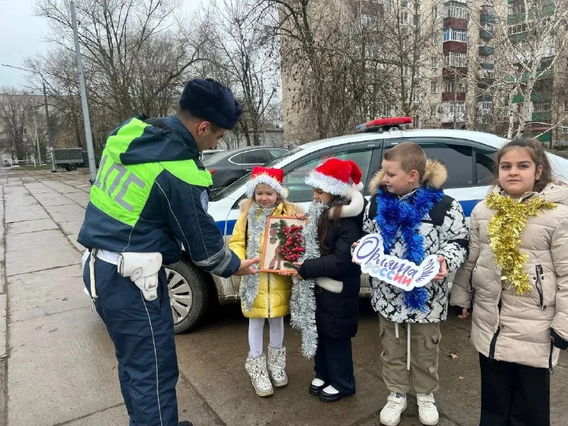На Дону продолжается акция «Российский детский Дед Мороз»