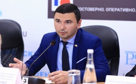 Александр Скрябин представил своего нового зама